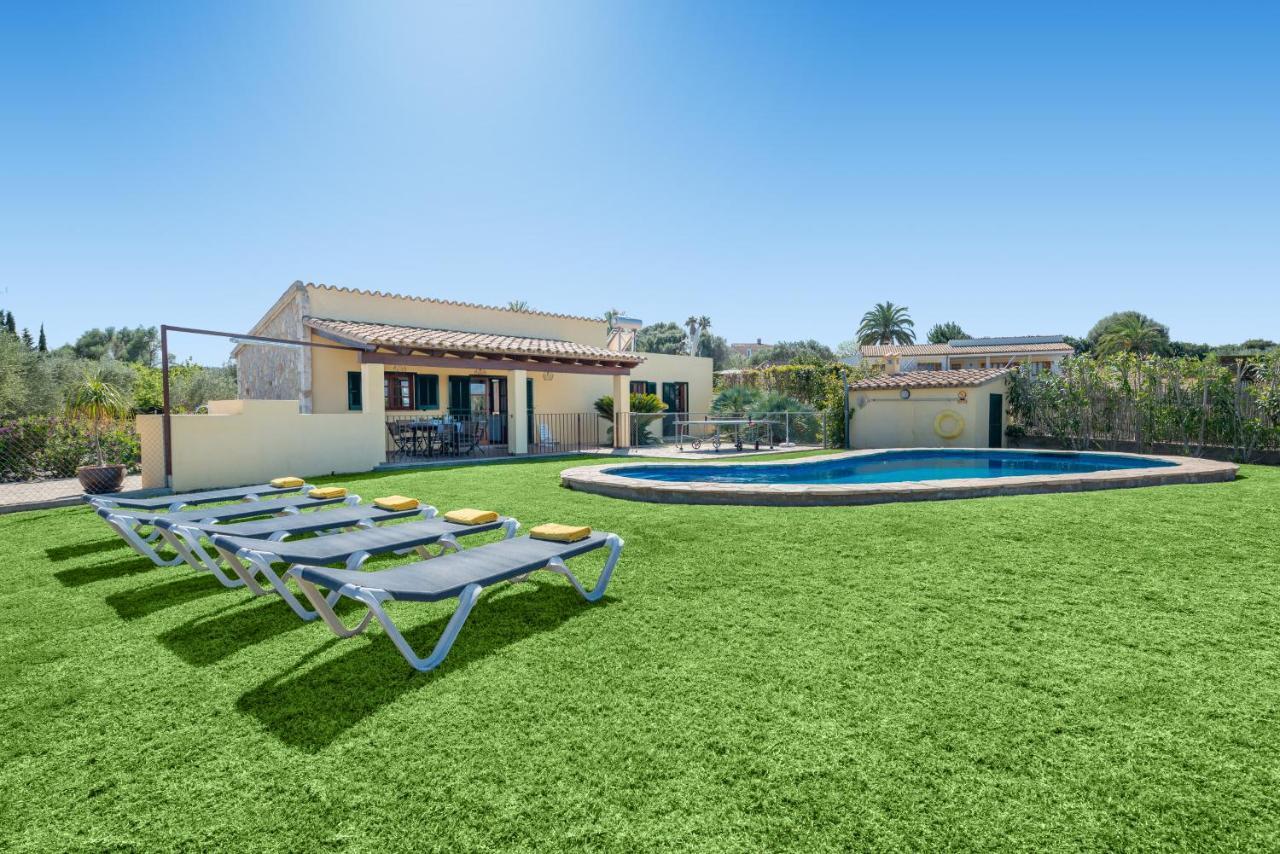 Pou D,ambroitx, Pool And Sea Views In Villa
